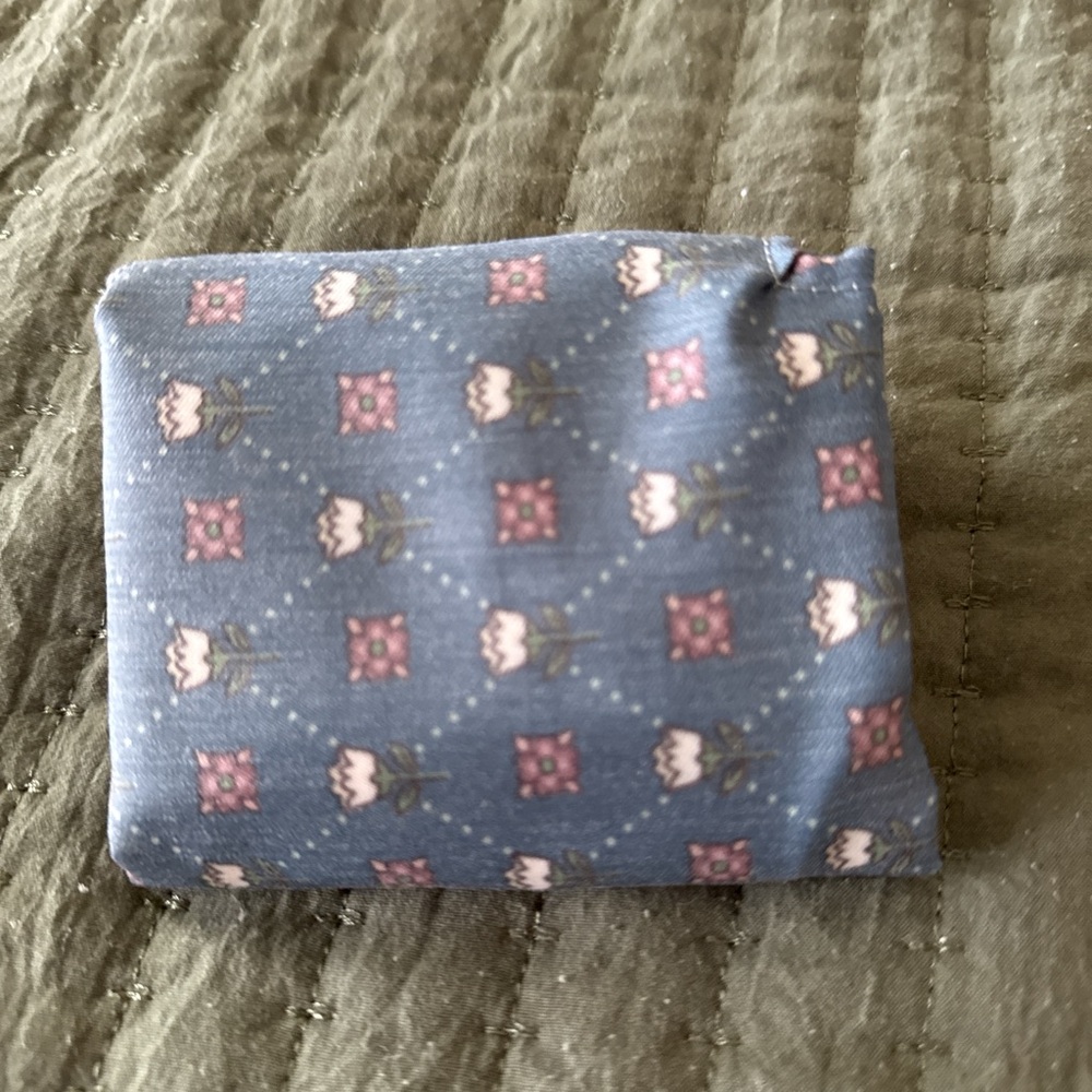 Floral coin/card holder handmade vintage fabric
